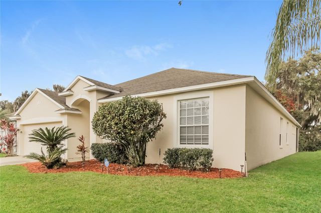 2114 THE OAKS BOULEVARD, Kissimmee, FL 34746