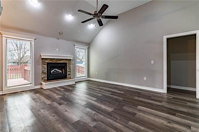 1206 Kimmy Lane, Warrensburg, MO 64093