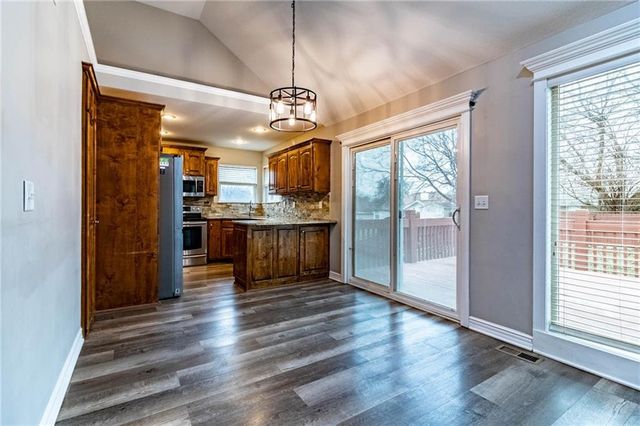 1206 Kimmy Lane, Warrensburg, MO 64093