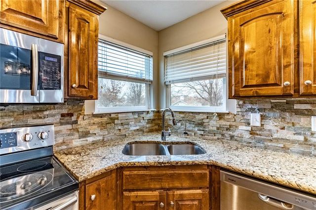 1206 Kimmy Lane, Warrensburg, MO 64093