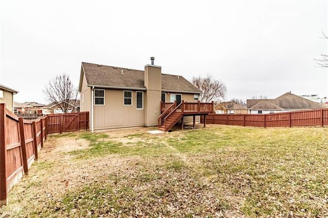 1206 Kimmy Lane, Warrensburg, MO 64093