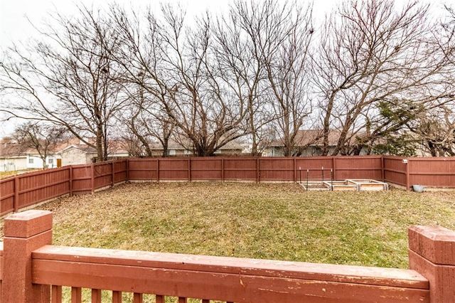 1206 Kimmy Lane, Warrensburg, MO 64093