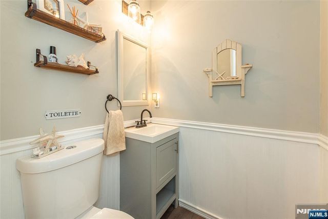 15 Concord G, West Milford, NJ 07480