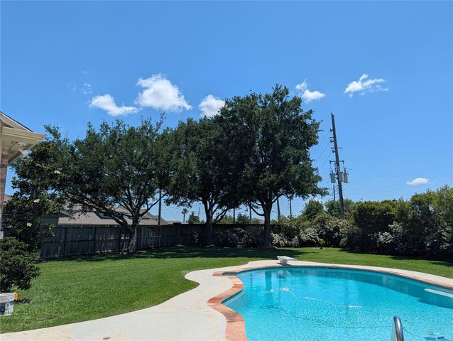 26803 Rockwood Park Lane, Cypress, TX 77433