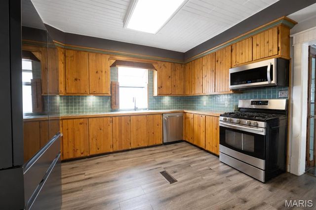 2810 Madison Avenue, Granite City, IL 62040