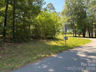 4702 Lee Cline Road, Conover, NC 28613