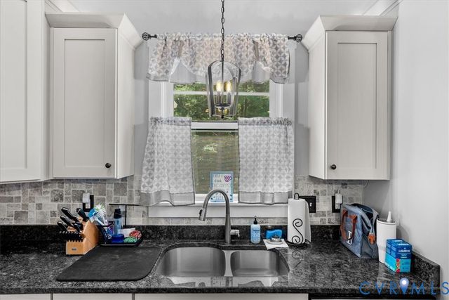 19619 Turkey Run Pl, Dinwiddie, VA 23841
