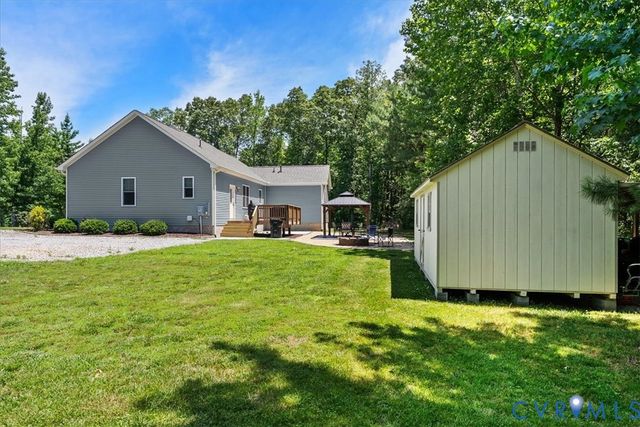 19619 Turkey Run Pl, Dinwiddie, VA 23841
