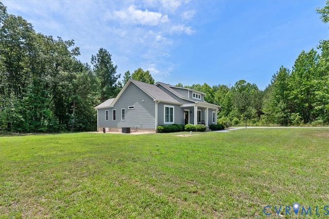19619 Turkey Run Pl, Dinwiddie, VA 23841