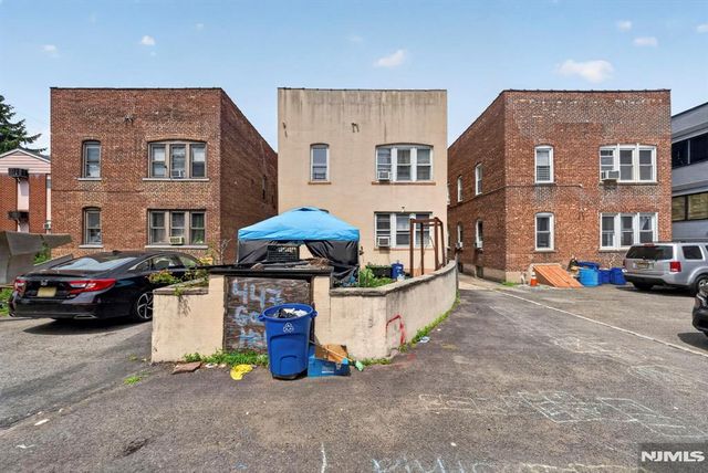 447 Paulison Avenue, Passaic, NJ 07055