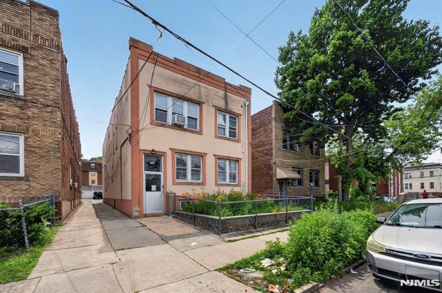 447 Paulison Avenue, Passaic, NJ 07055