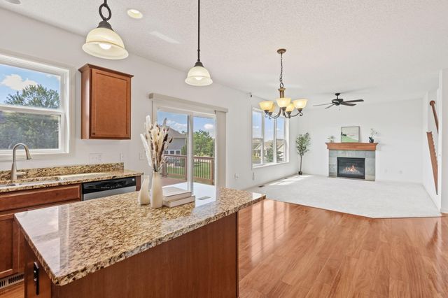 7739 60th Street S, Cottage Grove, MN 55016