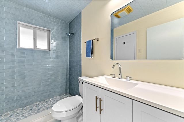 3051 NW 2nd Avenue, Pompano Beach, FL 33064