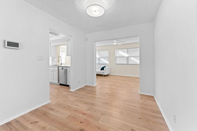 3051 NW 2nd Avenue, Pompano Beach, FL 33064