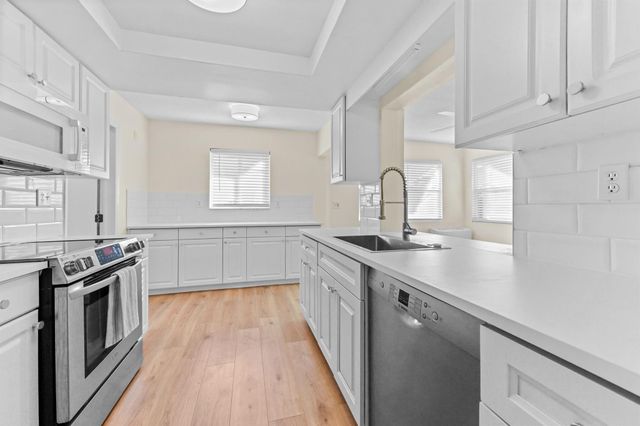 3051 NW 2nd Avenue, Pompano Beach, FL 33064