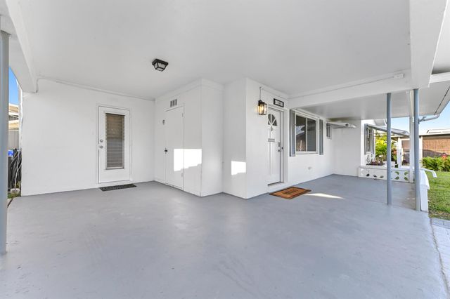 3051 NW 2nd Avenue, Pompano Beach, FL 33064