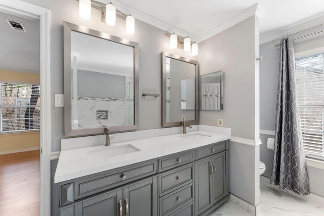 34 Sweetdream Place, The Woodlands, TX 77381