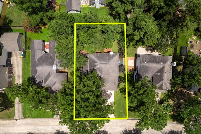 34 Sweetdream Place, The Woodlands, TX 77381