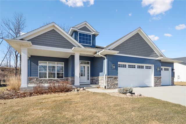 5608 Seminole Valley Trl NE, Cedar Rapids, IA 52411
