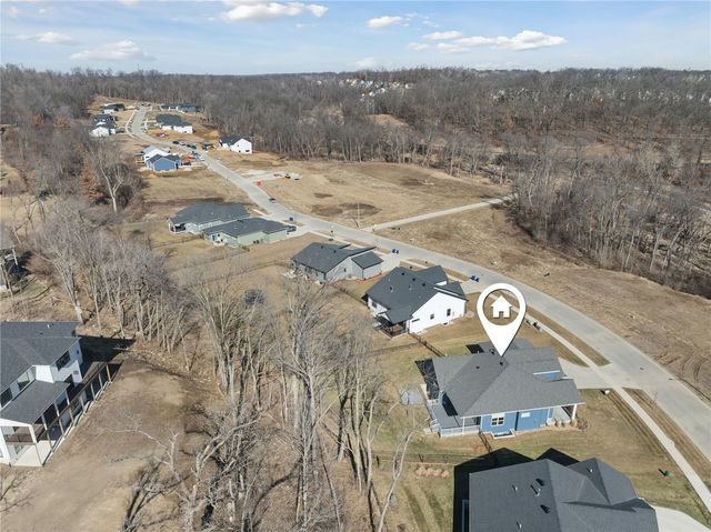 5608 Seminole Valley Trl NE, Cedar Rapids, IA 52411