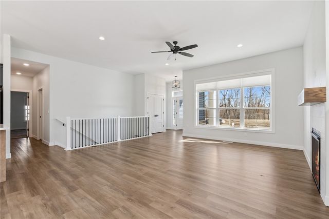 5608 Seminole Valley Trl NE, Cedar Rapids, IA 52411