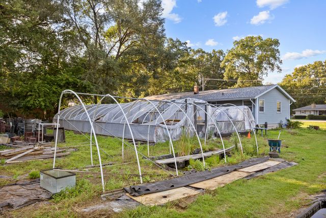 38W135 Mcdonald Road, Elgin, IL 60124