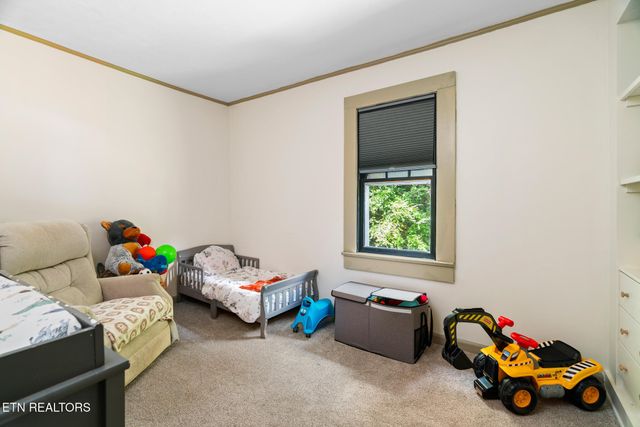 7724 Hodges Ferry Road, Knoxville, TN 37920