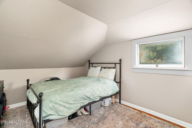 7724 Hodges Ferry Road, Knoxville, TN 37920