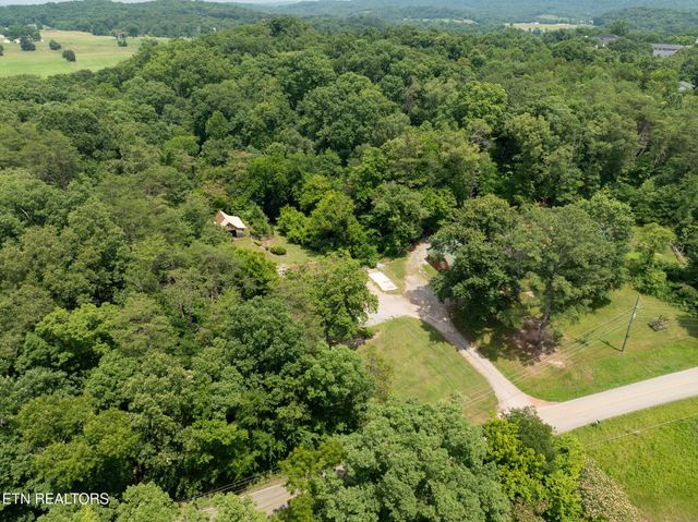 7724 Hodges Ferry Road, Knoxville, TN 37920