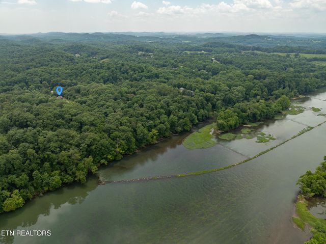 7724 Hodges Ferry Road, Knoxville, TN 37920