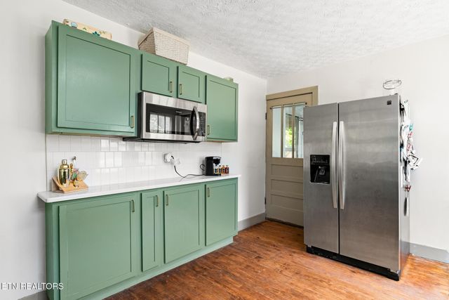 7724 Hodges Ferry Road, Knoxville, TN 37920