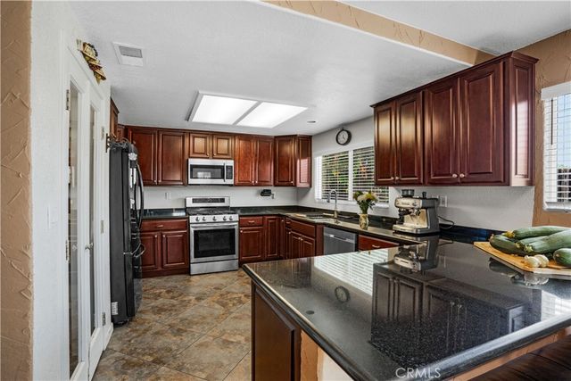 23839 Sweet Pea Court, Murrieta, CA 92562