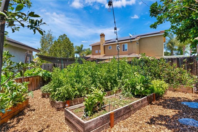 23839 Sweet Pea Court, Murrieta, CA 92562