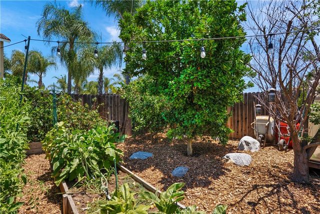 23839 Sweet Pea Court, Murrieta, CA 92562