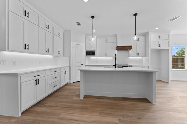 3825 Williamsburg Drive, Garland, TX 75043