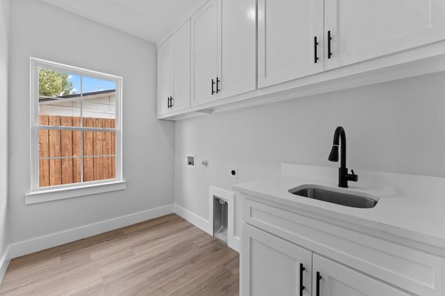 3825 Williamsburg Drive, Garland, TX 75043