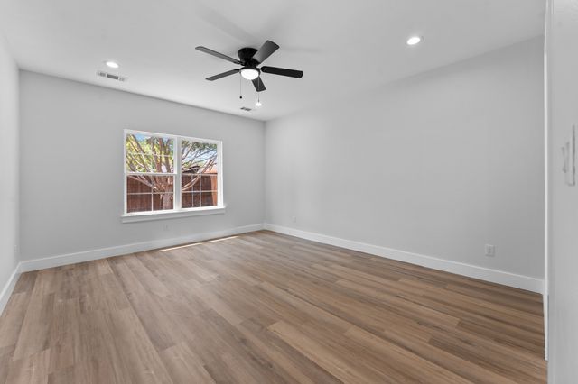 3825 Williamsburg Drive, Garland, TX 75043