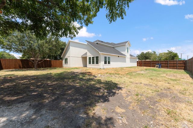 3825 Williamsburg Drive, Garland, TX 75043