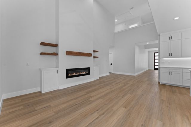 3825 Williamsburg Drive, Garland, TX 75043