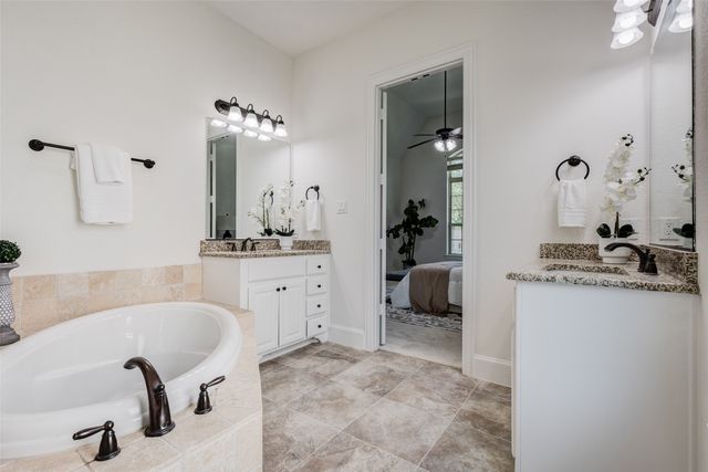 901 Clear Water Drive N, Allen, TX 75013