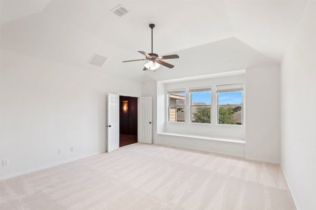 901 Clear Water Drive N, Allen, TX 75013