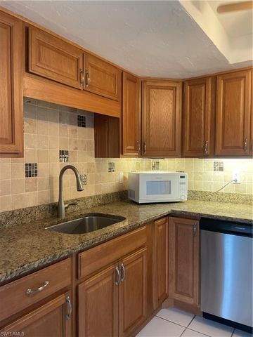 3704 Broadway 318, Fort Myers, FL 33901