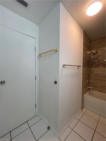 3704 Broadway 318, Fort Myers, FL 33901