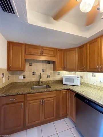 3704 Broadway 318, Fort Myers, FL 33901