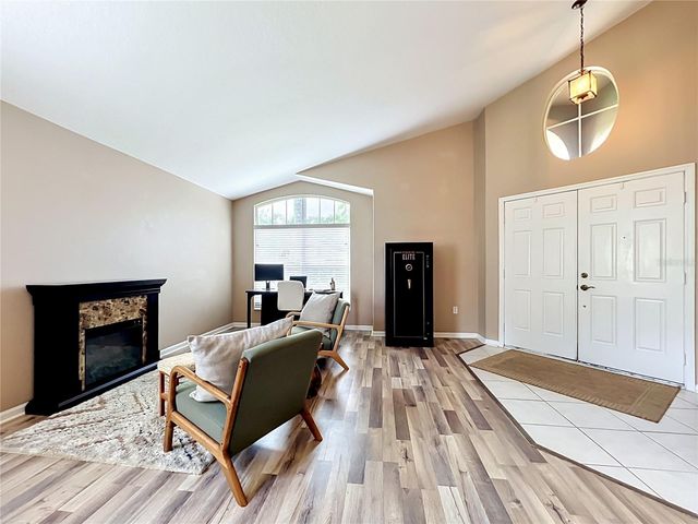 2886 SWEETSPIRE CIRCLE, Oviedo, FL 32766