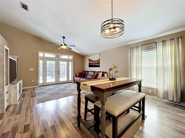2886 SWEETSPIRE CIRCLE, Oviedo, FL 32766