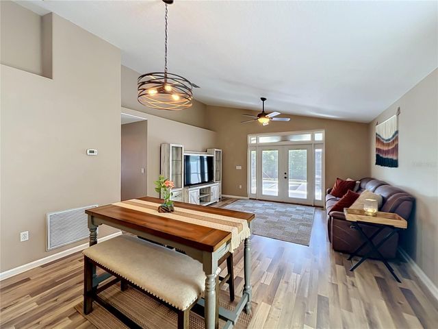 2886 SWEETSPIRE CIRCLE, Oviedo, FL 32766