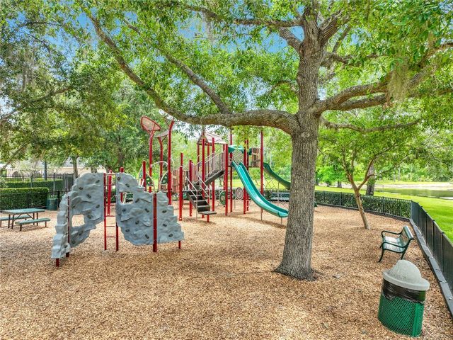 2886 SWEETSPIRE CIRCLE, Oviedo, FL 32766