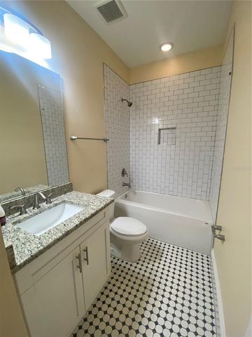 3916 N OLA AVENUE, Tampa, FL 33603
