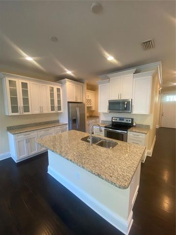 3916 N OLA AVENUE, Tampa, FL 33603